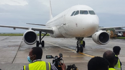 Първият директен полет от България до Сейшели кацна в столицата Виктория